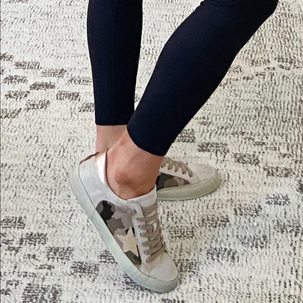 Camo star sneaker